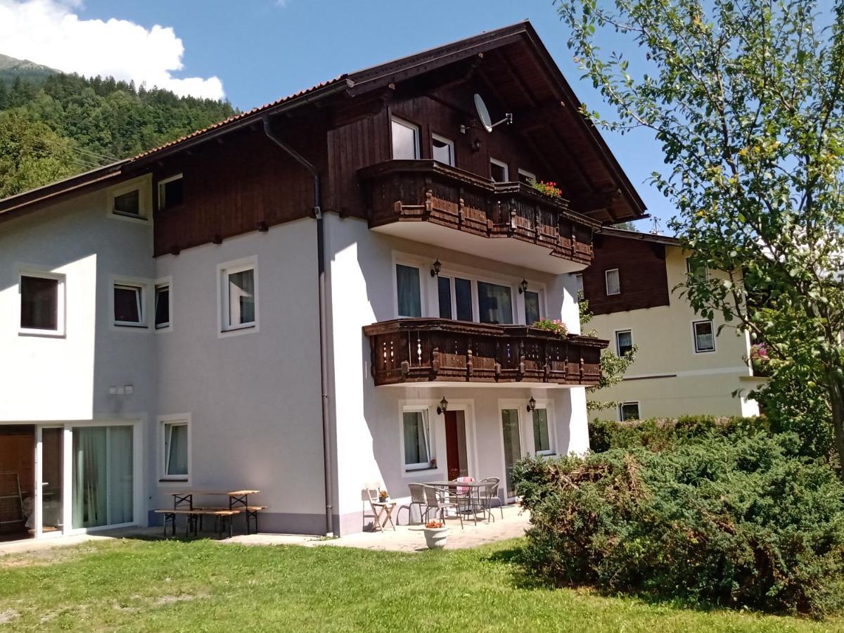 Haus Edelweiss Moelltal Apartamento Flattach Exterior foto