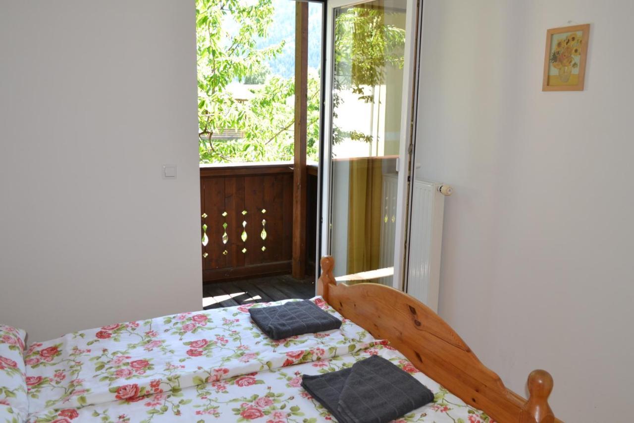 Haus Edelweiss Moelltal Apartamento Flattach Exterior foto