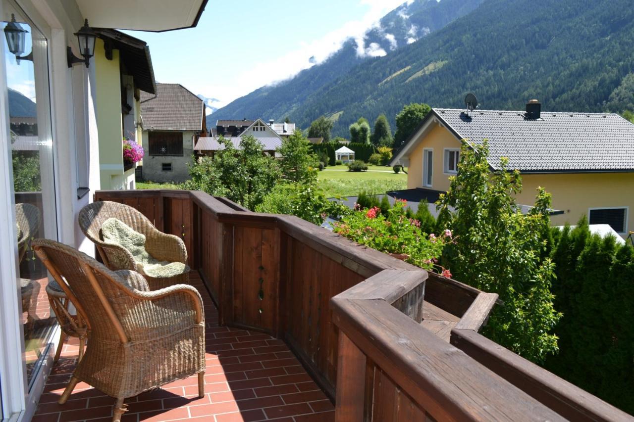 Haus Edelweiss Moelltal Apartamento Flattach Exterior foto