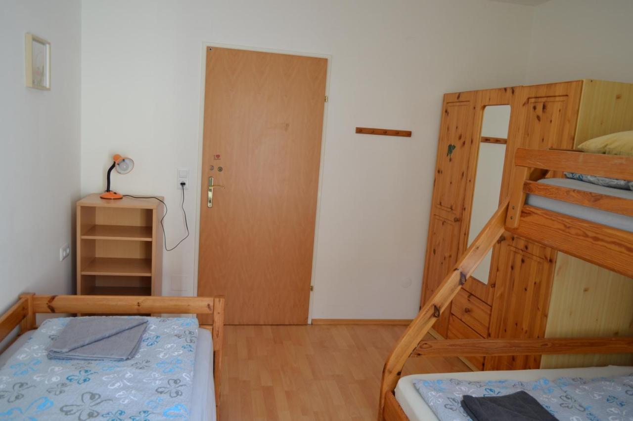 Haus Edelweiss Moelltal Apartamento Flattach Exterior foto