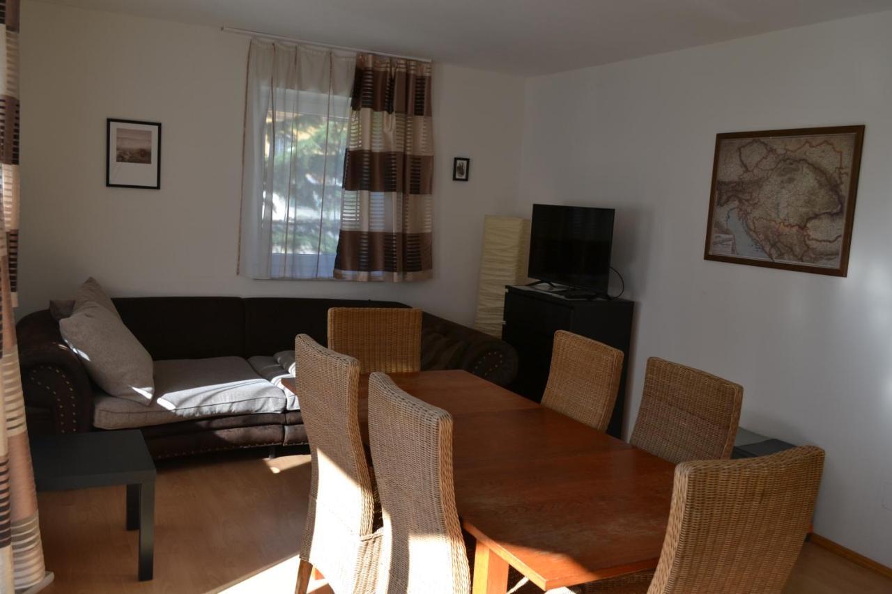 Haus Edelweiss Moelltal Apartamento Flattach Exterior foto