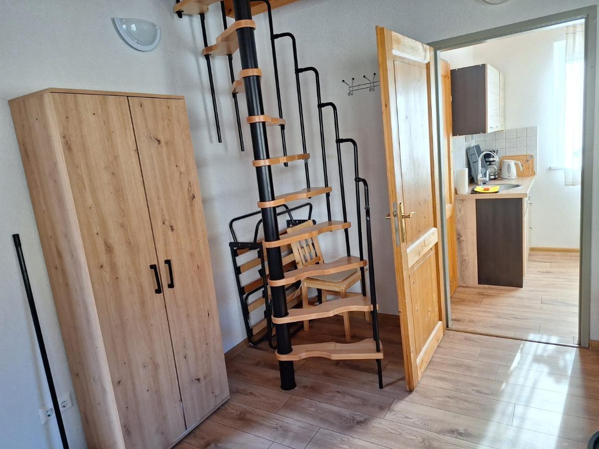 Haus Edelweiss Moelltal Apartamento Flattach Exterior foto